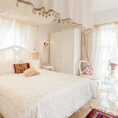 Alacati Chigdem Hotel Çeşme